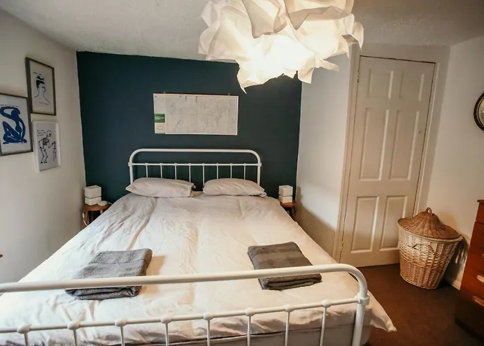 Quirky Bohemian Lake District Miners Cottage- 6 Bd